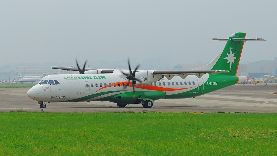 国台办：4月1日起凭24小时抗原阴性结果搭乘两岸航班