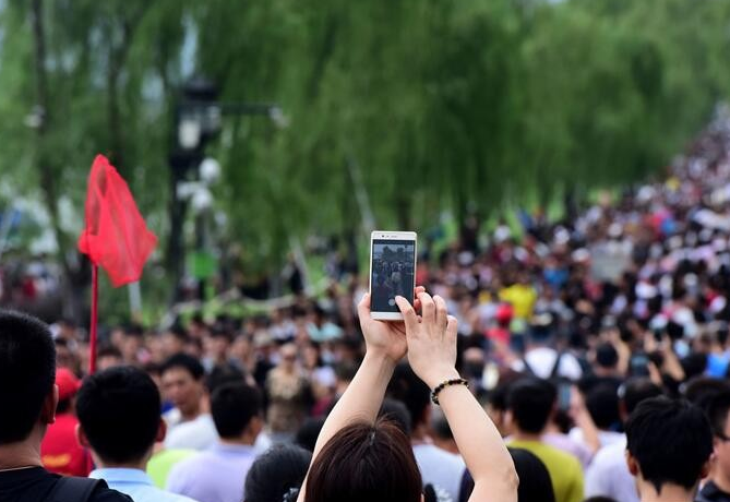 航班管家APP：2023年五一假期国内机票订单同比上涨超8倍