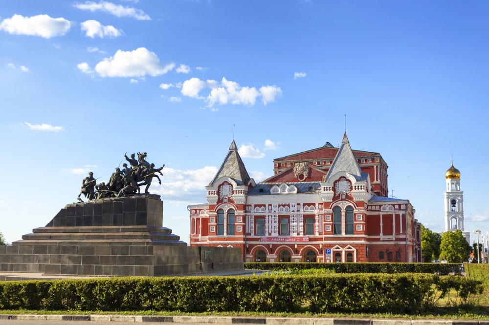 俄联邦航空运输署批准开通萨马拉至三亚航线