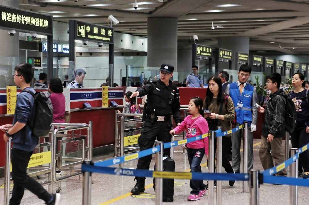 北京口岸5月份出入境旅客量达65万人次 创今年新高