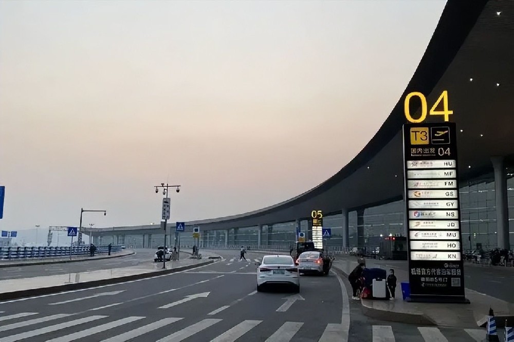 加密！重庆江北机场直飞香港航班增至17班