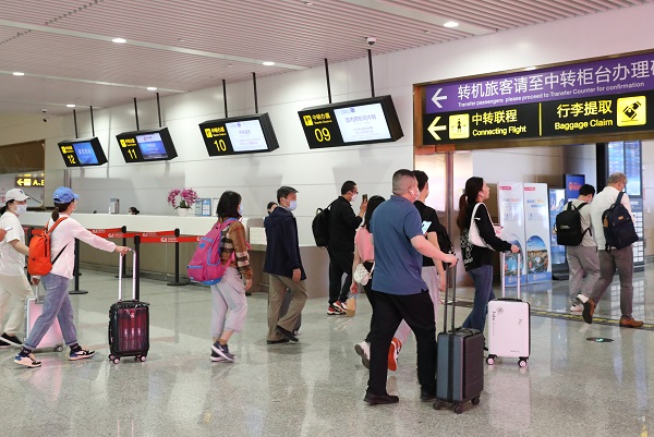 重庆江北国际机场正式启动国际通程航班业务