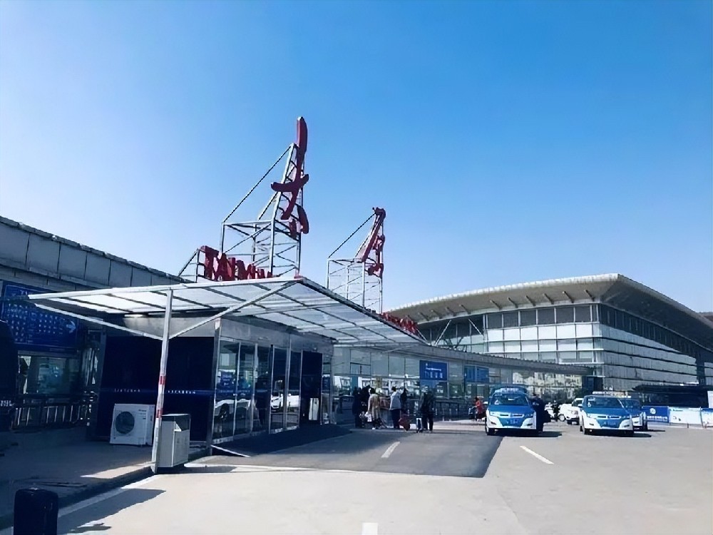 山西太原机场恢复至泰国普吉航线航班