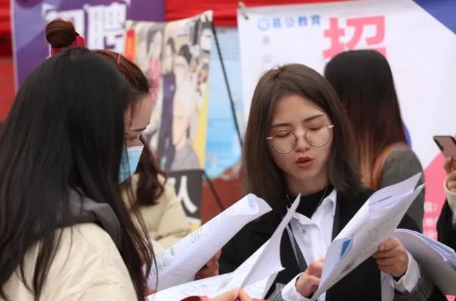 中国驻越南使馆提醒中国公民警惕“高薪招聘”诈骗