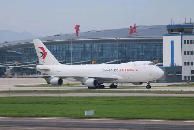 宁波机场取消18点前全部航班！