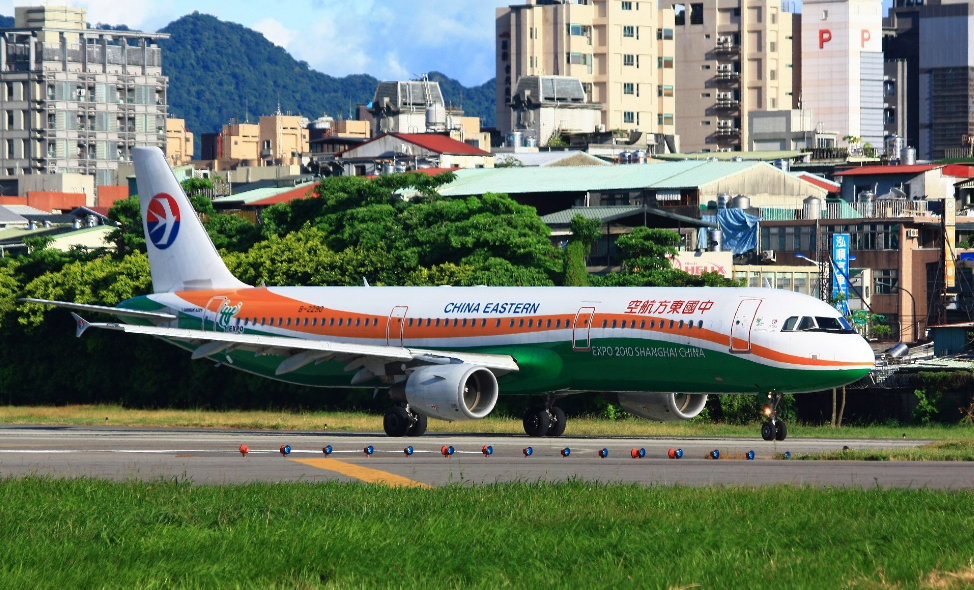 两岸直航航点陆续复飞