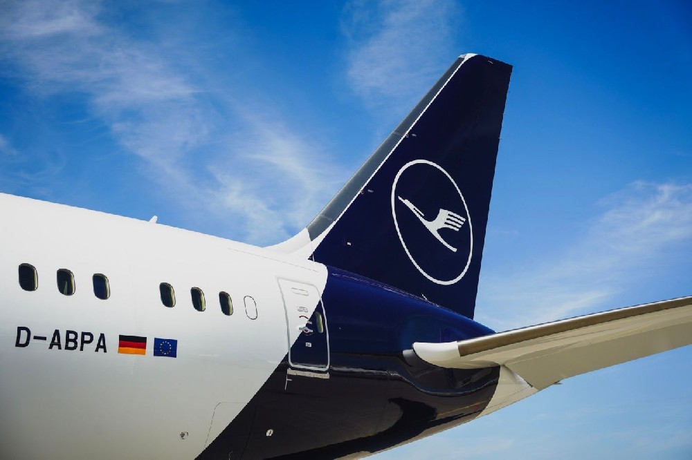 以巴爆发大规模冲突 汉莎航空取消大部分往返以色列航班