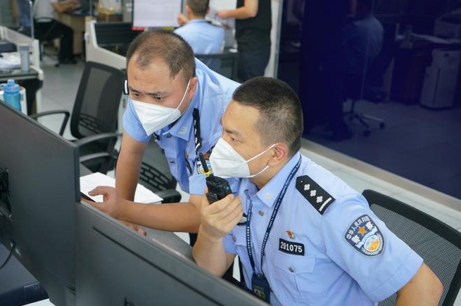 航班“好来快走”！白云边检站优化服务为企业节省手续办理时间