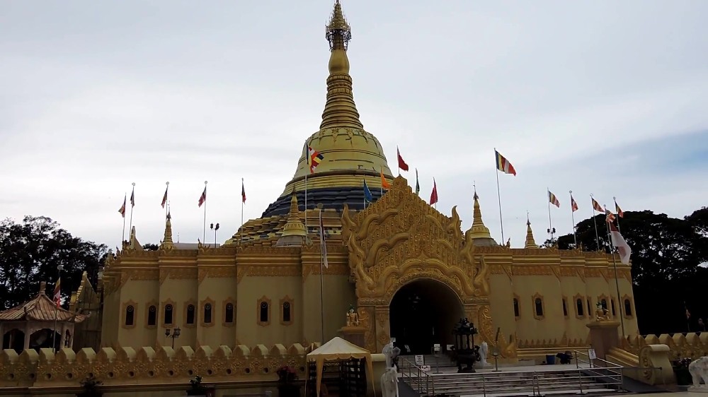 驻棉兰总领馆提醒领区中国公民防范马拉皮火山喷发灾害