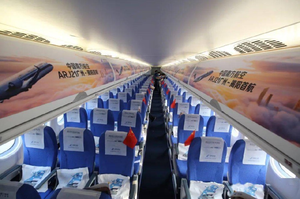 五一假期南航航班客座率超九成