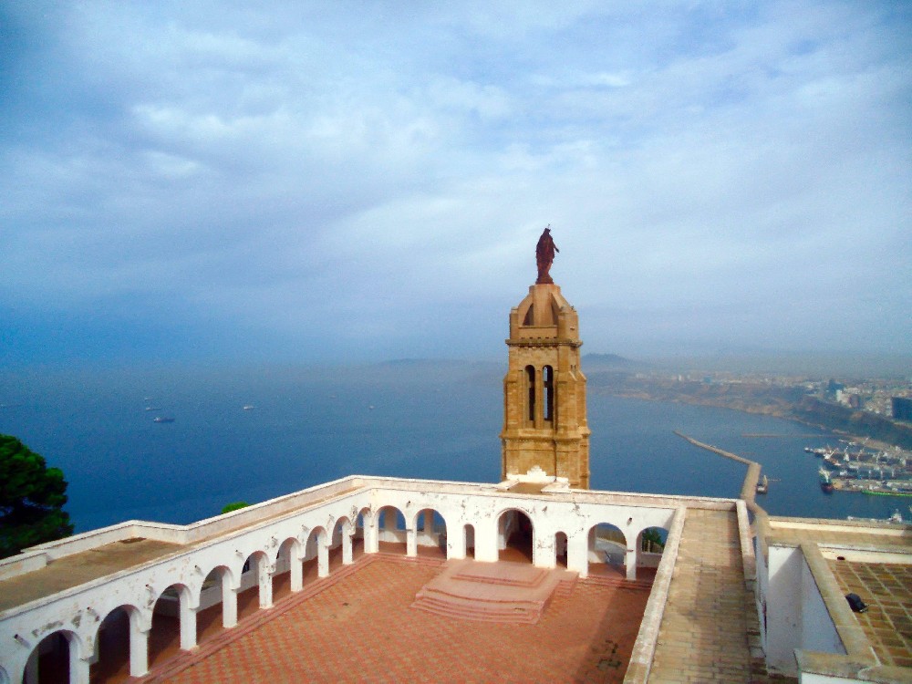 关于请中国公民注意阿尔及利亚签证有效期的提醒