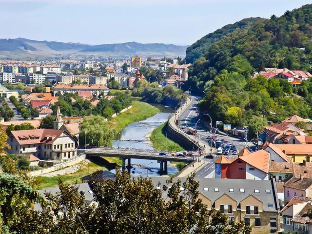 驻罗马尼亚使馆提醒中国公民注意旅游安全