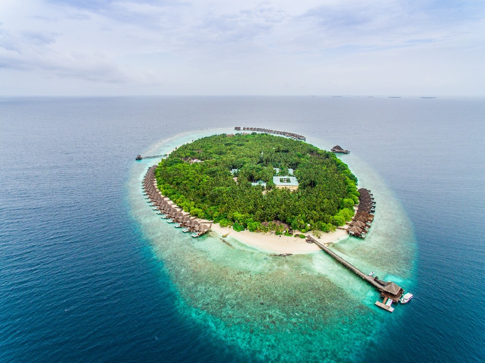 马来西亚宣布免签 往返该地的航班量恢复至六成