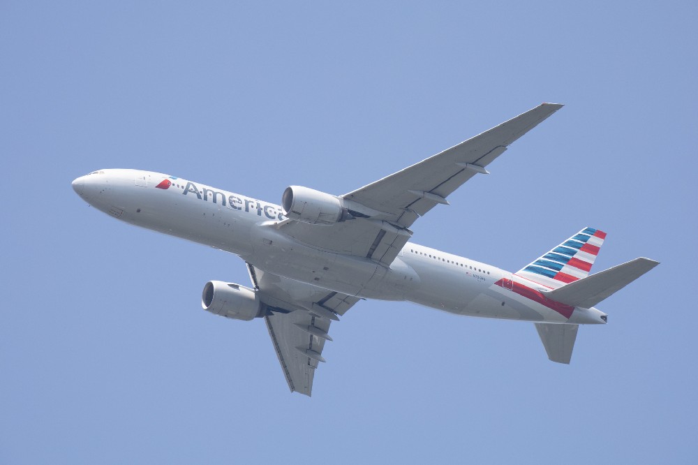 外媒：美航空协会致信政府要求停止准许增加中美间航班，竟因嫉妒中国航司“可通过俄领空”