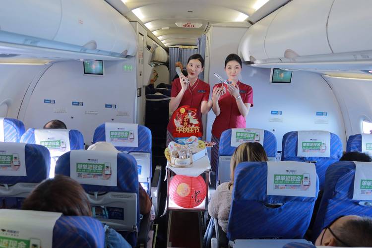 国庆中秋假期1634.3万人次出入境